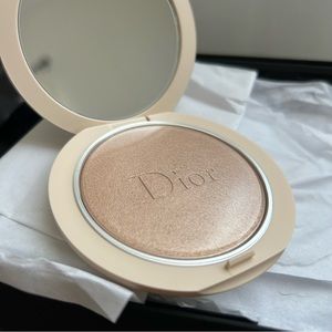 NEW Dior Forever Couture Luminizer in 01 Nude Glow